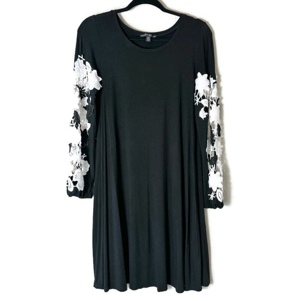 Spense Black & White Crocheted Sleeve Swing Dress Size Small